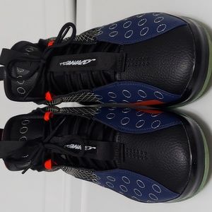 Like new only wore once to a clean event inside